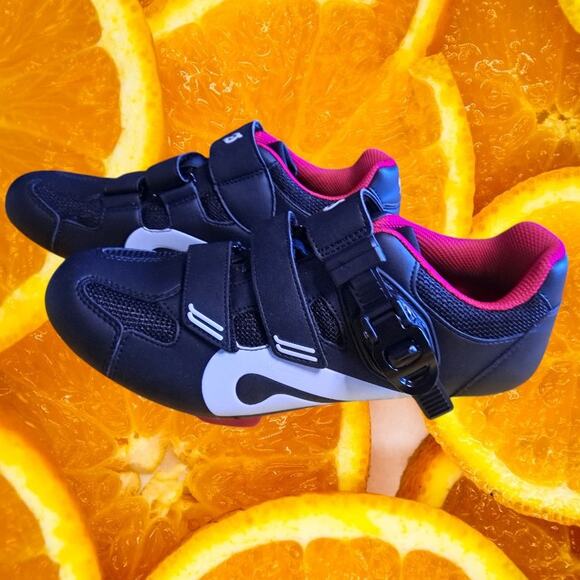Peloton Unisex Black Delta-Compatible Bike Cleats Cycling‎ Shoes Size 40 - Picture 1 of 7